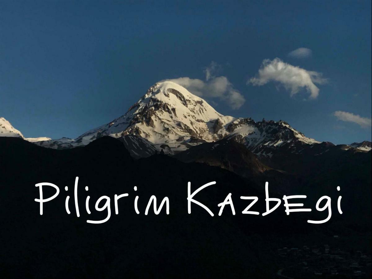 Piligrim Kazbegi Hotel Bagian luar foto