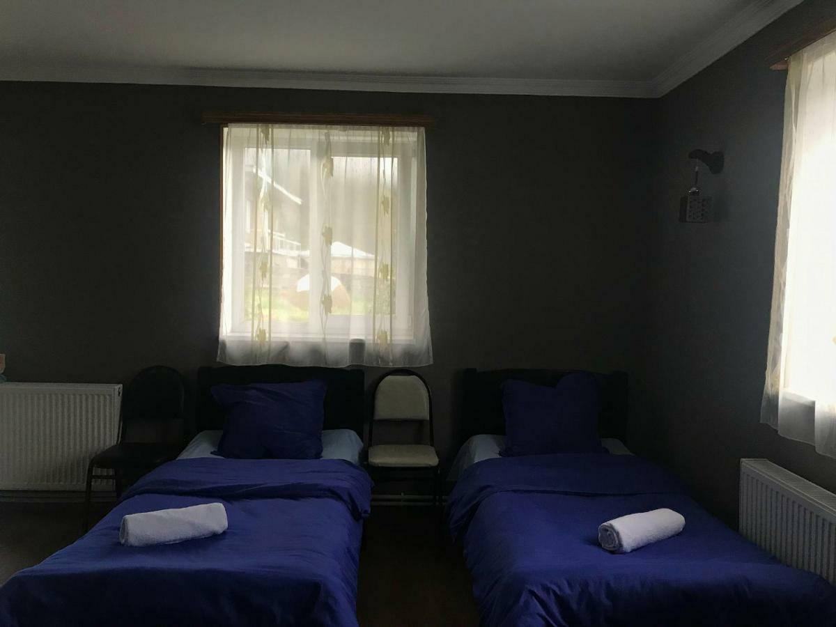 Piligrim Kazbegi Hotel Bagian luar foto